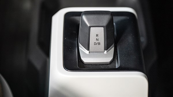 Renault kwid E-Tech 100% electric - e-shifter
