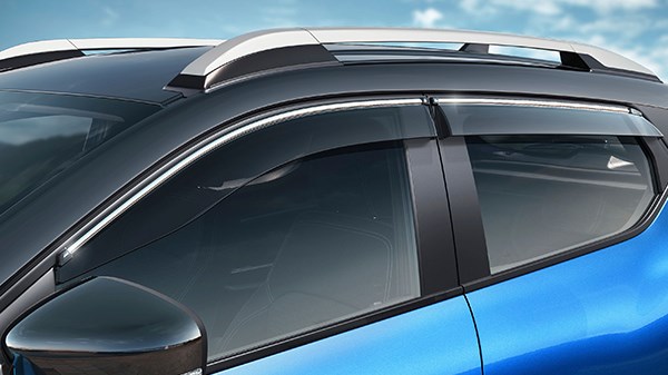 wind deflector - with chrome insert