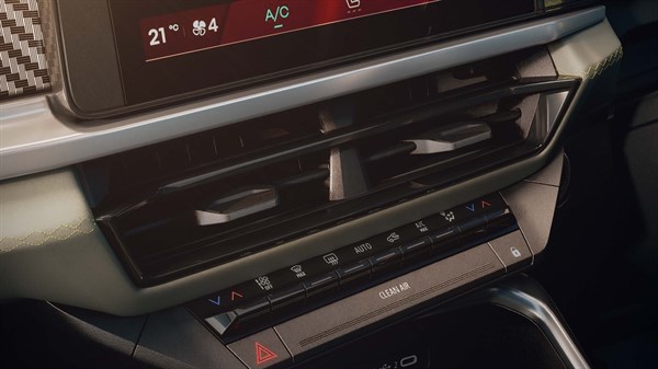 automatic dual zone AC - Renault Duster